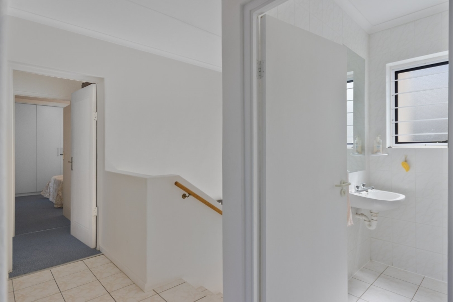 3 Bedroom Property for Sale in Cayman Beach Western Cape